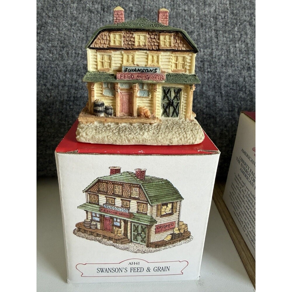 VTG FALLS VILLAGE/AMERICANA COLLECTION w/BOXES- 17 available, 100$ - Picture 7 of 16